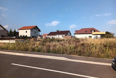 Teren de 600 mp, în Central - 1