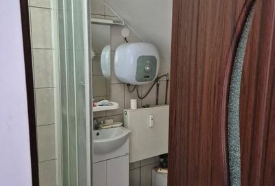 Vand garaj cu mansarda - 8