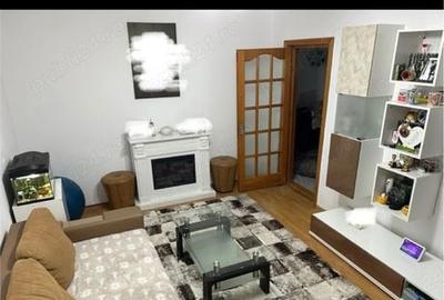 Apartament cu 3 camere decomandat în Central - 3