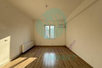 Apartament cu 3 camere semidecomandat în P-ța Romană - 9