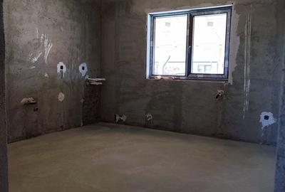 Casă cu 3 camere cu Teren 358 Mp în Central - 2