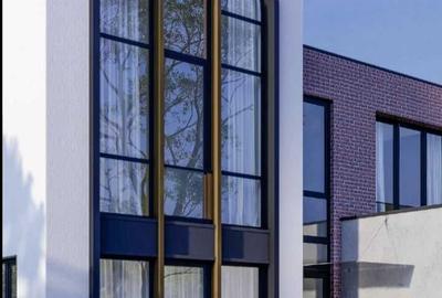 Casă cu 4 camere în Balotești