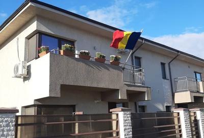 Casă cu 4 camere cu Teren 250 Mp în Central