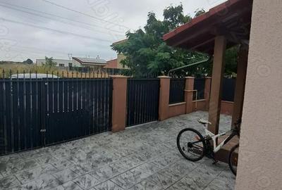 Casă cu Teren 380 Mp în Moșnița Nouă - 2