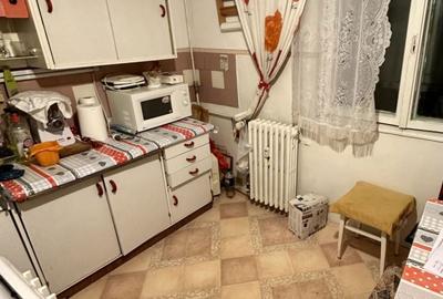 Apartament cu 3 camere decomandat în Nufărul - 3