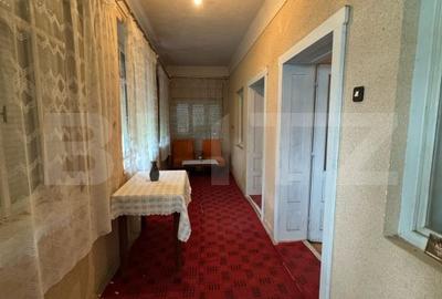 Casa de vanzare, cu 2 camere, 120 mp + teren de 1207 mp, zona Carastau - 4