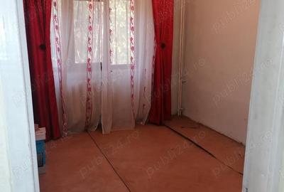 Apartament cu 3 camere decomandat în Roșiori de Vede - 5