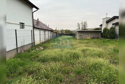 Teren de 5000 mp, în Preajba - 1