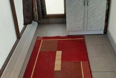 PROPRIETAR Vand ap 2cam, et 2 Bacau. - 2