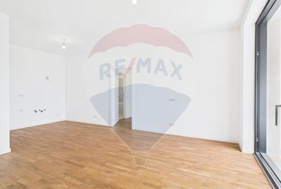 Apartament cu 3 camere decomandat în Băneasa - 16