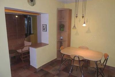 Apartament cu 2 camere decomandat în Central - 3