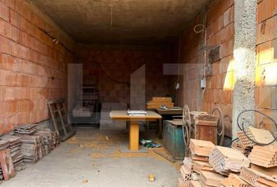 Casă cu 5 camere cu Teren 1900 Mp în Arcalia - 6