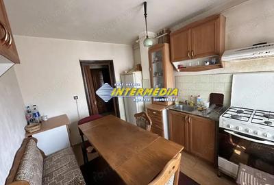 Apartament cu 3 camere decomandat în Cetate - 9