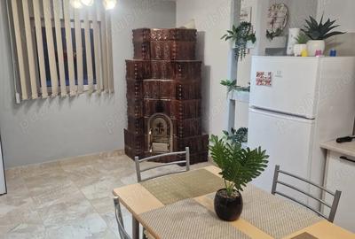 Casă cu Teren 998000 Mp în Central