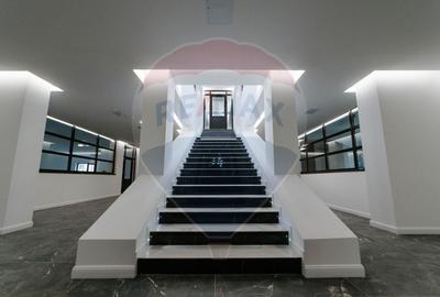 Spatiu comercial ULTRACENTRAL - 2,300mp de inchiriat