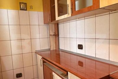 Apartament 3 camere, 46 mp, zona CENTRAL - 6