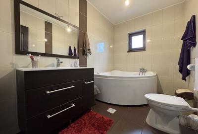 Casă individuală cu 5 camere cu Teren 680 Mp în Olteni - 8
