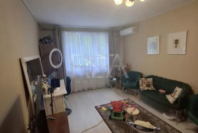 Apartament cu 3 camere semidecomandat, mobilat în Militari - 1