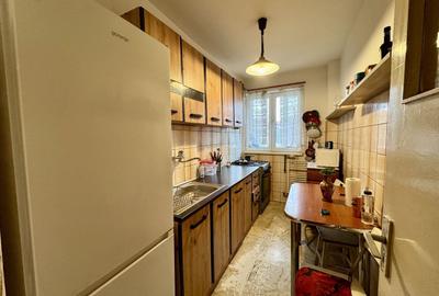 Apartament cu 3 camere în P-ța Victoriei - 10