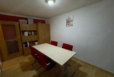 Spațiu comercial, de 52 mp, în Girocului - 9