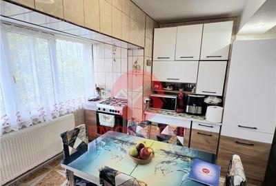 Apartament 3 camere, decomandat, Murfatlar, zona Centrala - 6