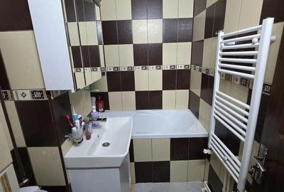 Apartament cu 2 camere semidecomandat în Păcurari - 1