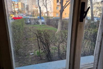 Apartament decomandat în Florilor - 2
