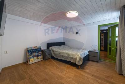 Apartament cu 3 camere nedecomandat, mobilat în Schei - 7