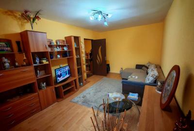 Apartament cu 3 camere decomandat în Crinț - 7