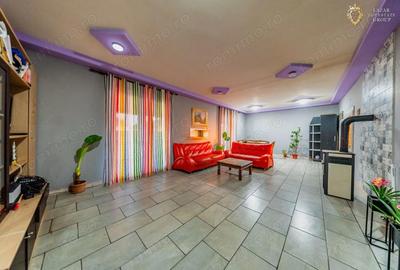 Casă cu 7 camere cu Canalizare în Sântana - 2