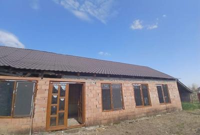 Casă cu 3 camere în Pilu - 5