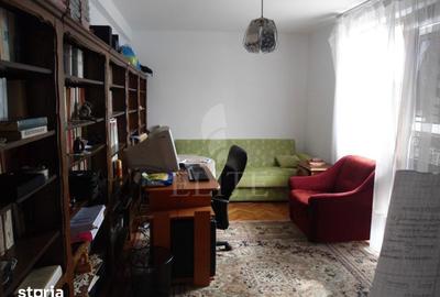 Apartament cu 3 camere în Andrei Mureșanu - 2