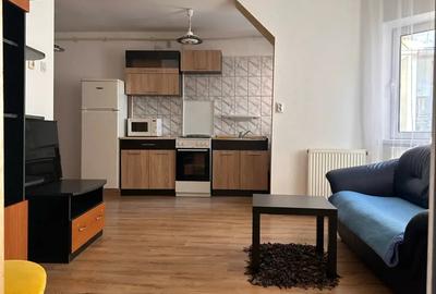 Apartament 2 camere Piata Muncii, 1 min metrou, parcare acoperita, zugravit, centrala Apartament 2 camere Piata Muncii, 1 min metrou, parcare acoperita, zugravit, centrala - 1
