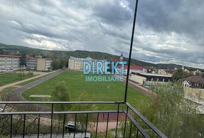 Apartament cu 2 camere semidecomandat în Decebal - 5