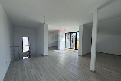 Vila eleganta Peri?, 125 mp utili, 440 mp teren - 2