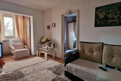 Apartament cu 2 camere semidecomandat în Km 4-5 - 1