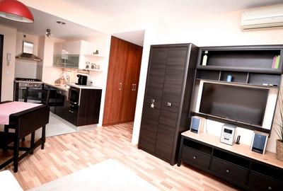 Apartament cu 2 camere semidecomandat, mobilat în Colentina