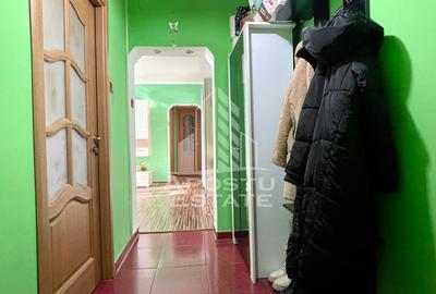 Apartament cu 3 camere semidecomandat în Girocului - 10
