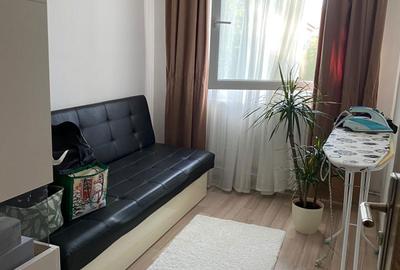 Apartament cu 3 camere decomandat în Decebal - 4