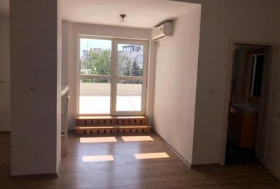 Casă cu 5 camere cu Canalizare în Cotroceni - 17