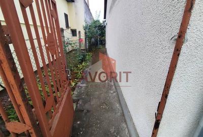 Teren 539 mp + casă bătrânească de vânzare în zona Girocului - 2