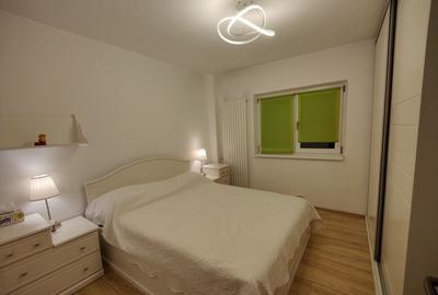 Apartament cu 3 camere decomandat, mobilat în 13 Septembrie