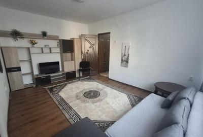 Garsonieră decomandată în Podu Roș