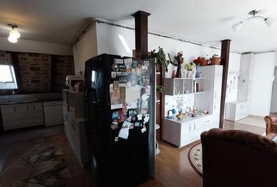 Apartament 4 camere 94 mp+terasa 17 mp Floresti central - 6