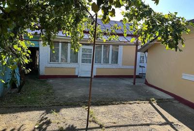 Casă cu 2 camere cu Teren 1400 Mp în Moțca - 4