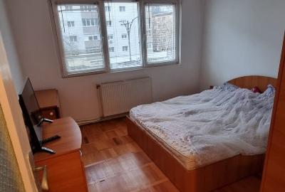 Închiriere - Apartament cu 2 camere zona Moto Velo, Reșița - 6