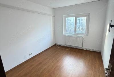 Apartament cu 3 camere decomandat în Central - 4