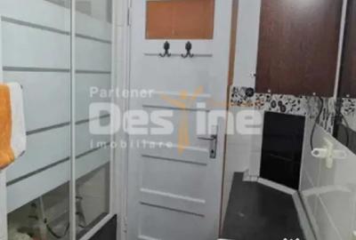 Apartament cu 2 camere semidecomandat în Tractorul