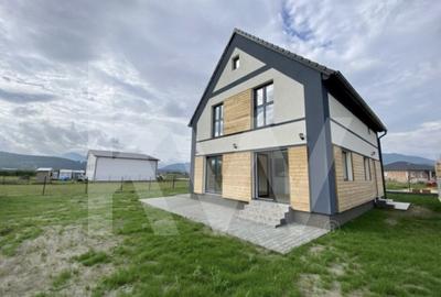 Casa de vanzare in Sibiu, 4 camere - Talmaciu - 14