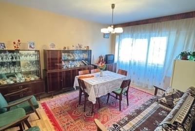 Apartament cu 4 camere decomandat în Dacia - 4